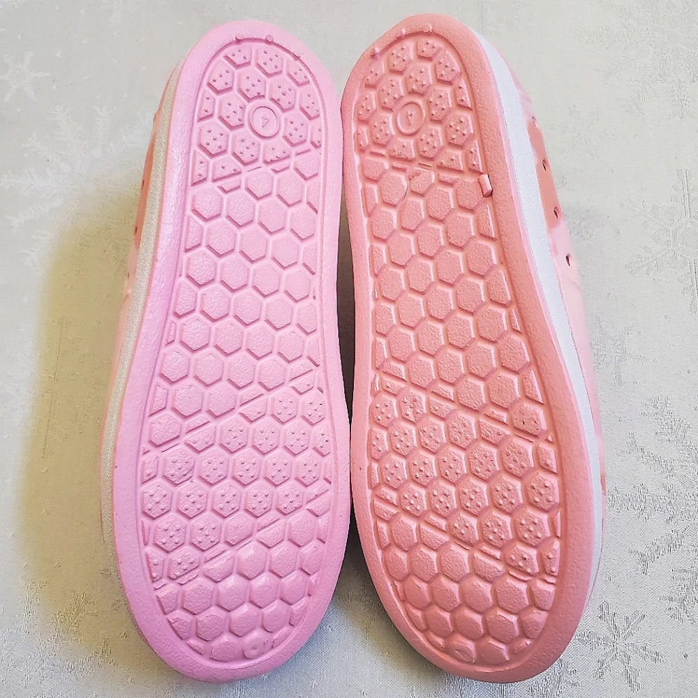 Cat & Jack Pink Marbled Water Shoes Big Girl Size 4
